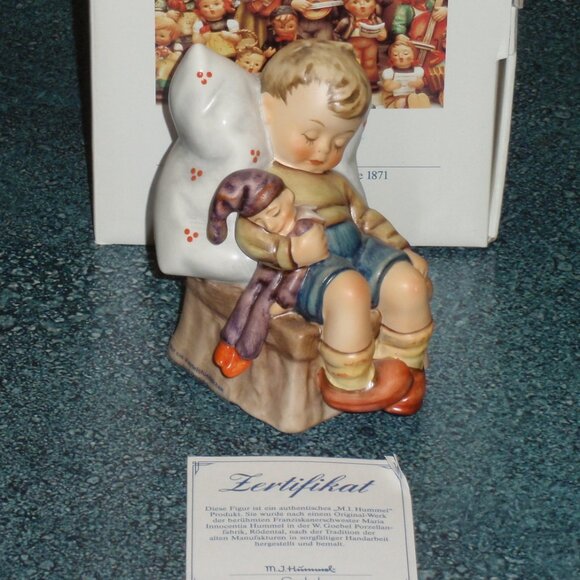 "Just Dozing" Goebel Hummel Figurine #451 TMK7 Little Boy Snoozing With Box!